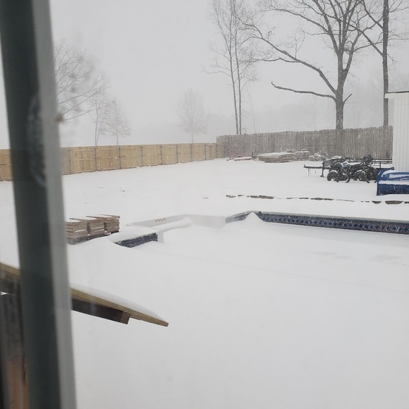 Meet your Posher, Amber and Tesha - Picture 1 of 1